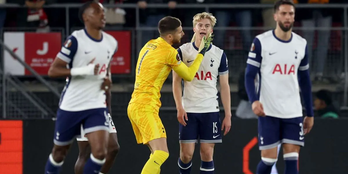 Eberechi-Eze-Cetak-Dua-Gol-untuk-Crystal-Palace,-Tottenham-Turun-ke-Posisi-17-di-Liga-Primer