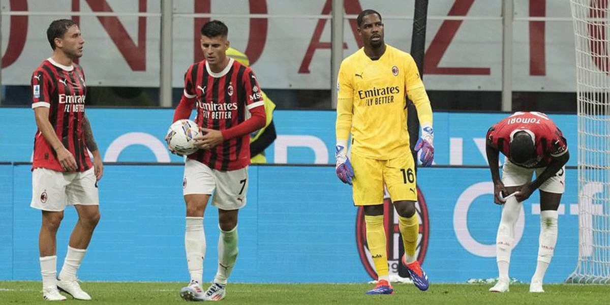 Gagal Jual Maignan, AC Milan Dihadapkan Pada Dilema Besar